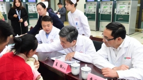 上海仁济医院与必赢联合开展儿童肝移植义诊并指导必赢完成第一例儿童肝移植手术