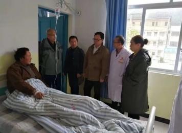 穆茂奔赴三穗一线指导疫情