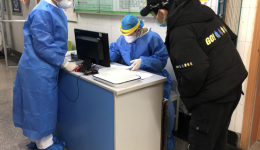 最美“逆行”——致无影灯下的绿衣天使