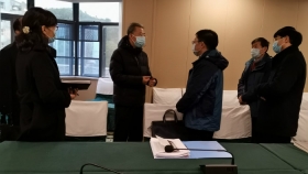 湖北省委常委、组织部部长王瑞连看望慰问贵州医疗队