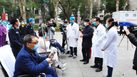 我院收治的最后3例新冠肺炎患者治愈出院