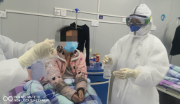 抗疫战争中的眼科战士