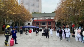 我院开展2021年度大型灭火演练及消防培训