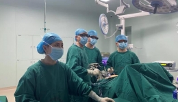 【贵安医院】胃肠外科实施首例3D腹腔镜下胃大部切除术和腹腔镜下胃底Nissen折叠术、食管裂孔疝修补术