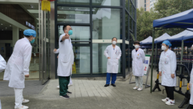 我院开展疫情防控应急演练织密织牢防控网
