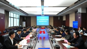 我院与六盘水市人民政府合作共建省级区域医疗中心签约仪式举行