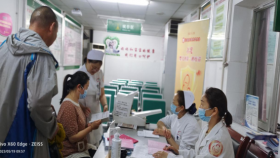“母乳，婴儿的第一剂疫苗”——产科开展母乳喂养宣教活动