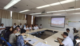 纪委书记保蕾到骨科调研