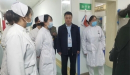 院长左石带队深入临床科室调研