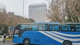 【媒体贵医·人民网】更方便！贵医附院到中山一院贵州医院（贵医附院贵安院区）通勤专线开通啦！