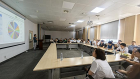 临床检验中心召开2025年服务协议评审及临床联席会