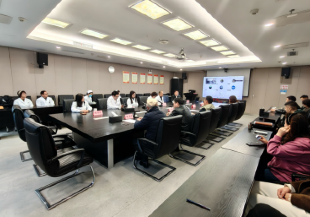 体检中心党支部开展“三八”女神节义诊主题活动