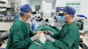 【媒体贵医】贵医附院完成高难度输精管再通手术