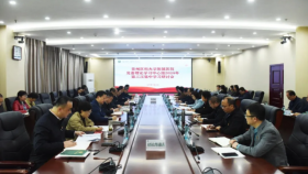 深学细悟笃行正确政绩观 以实干担当建设人民满意的公立医院——我院举办2026年党委理论学习中心组第三次集中学习研讨会