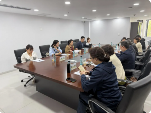 四川大学华西第二医院专家团队来我院开展科研帮扶工作